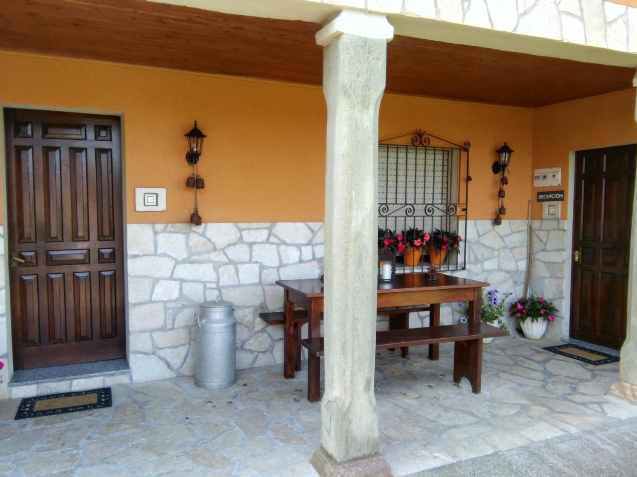 Las Golondrinas Casiellas Exterior photo